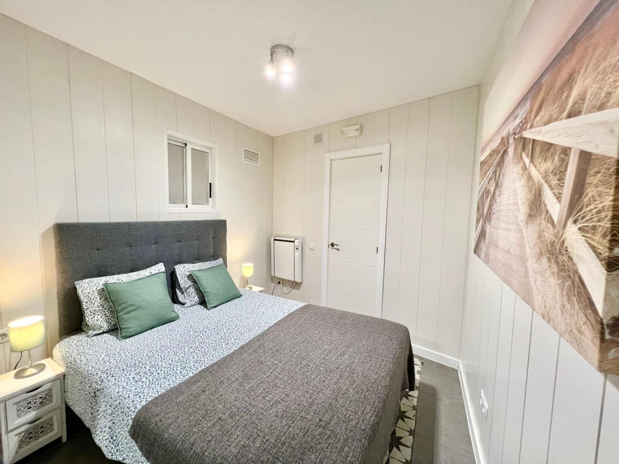 Santa Coloma de Gramanet Cozy Suite Apartment, Wifi! מראה חיצוני תמונה