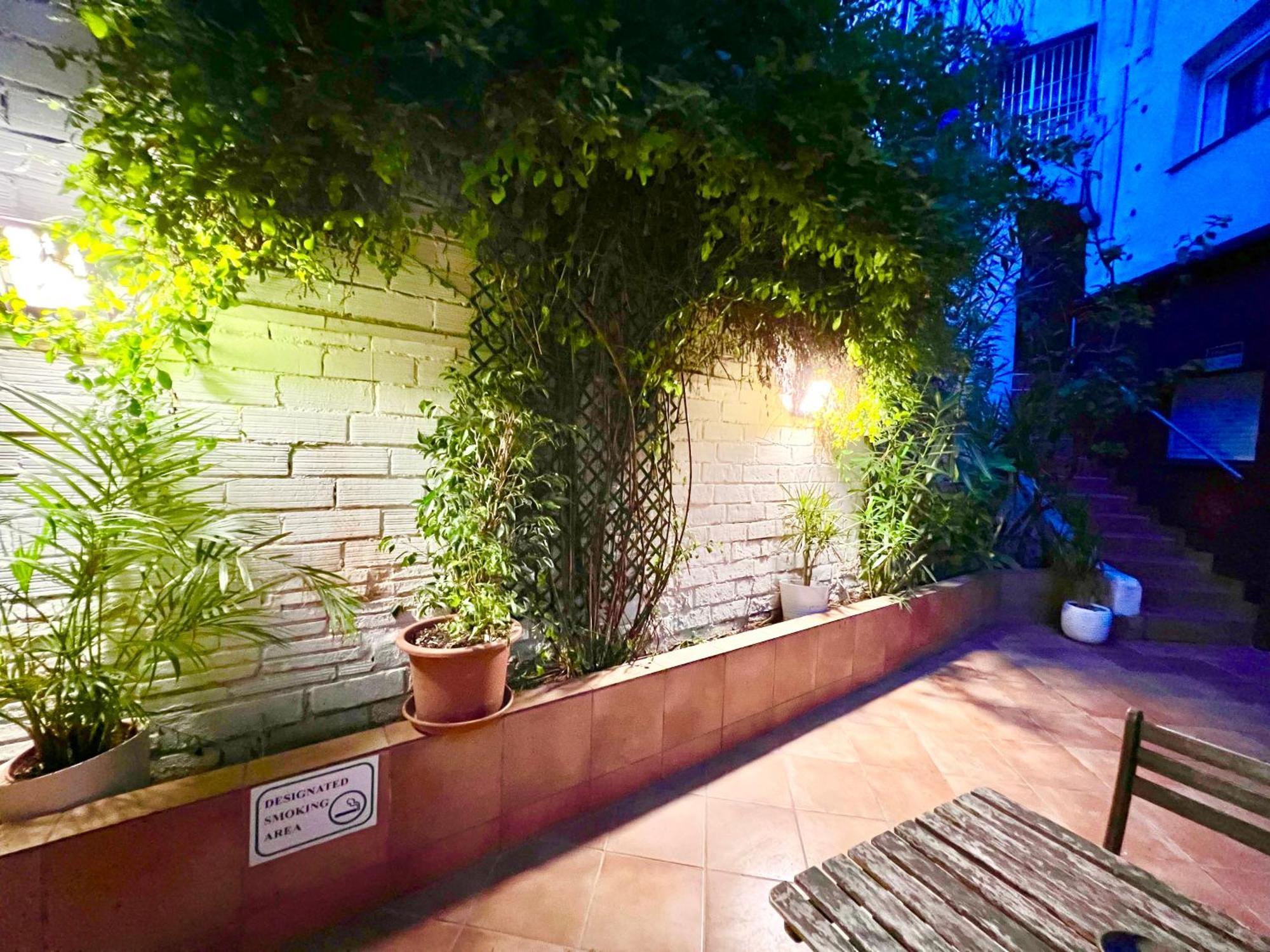 Santa Coloma de Gramanet Cozy Suite Apartment, Wifi! מראה חיצוני תמונה